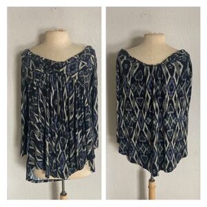 ❤️$10 Free People Arcadia off the shoulder tunic